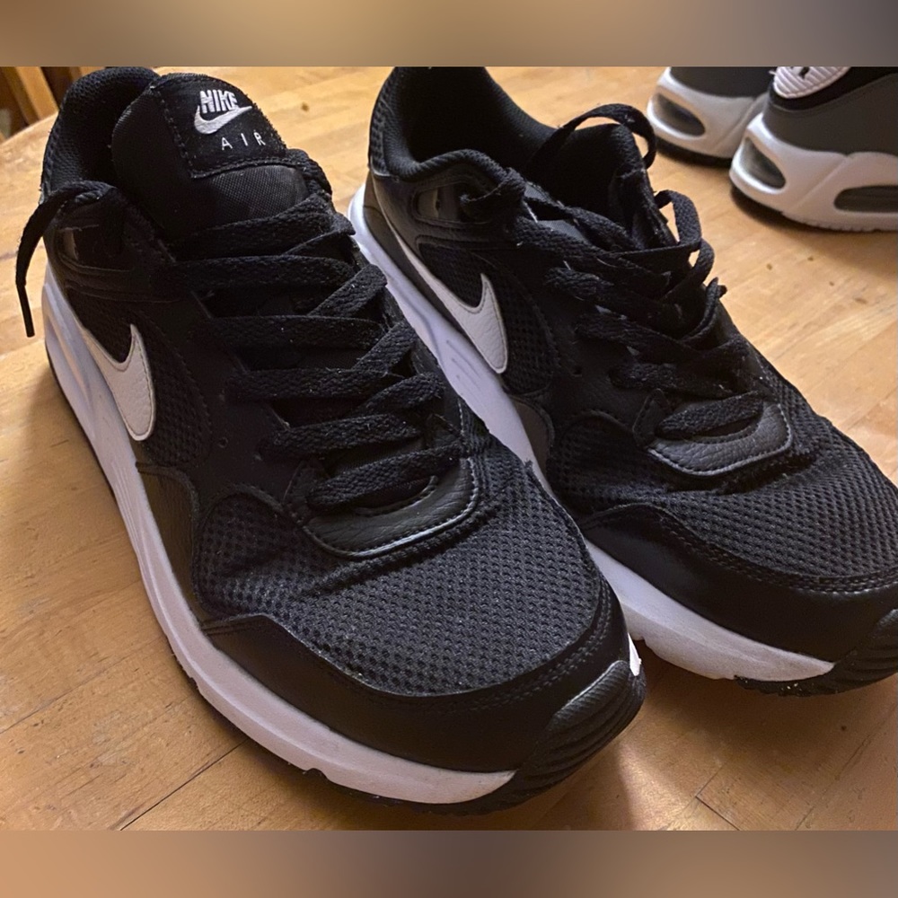 Nike air